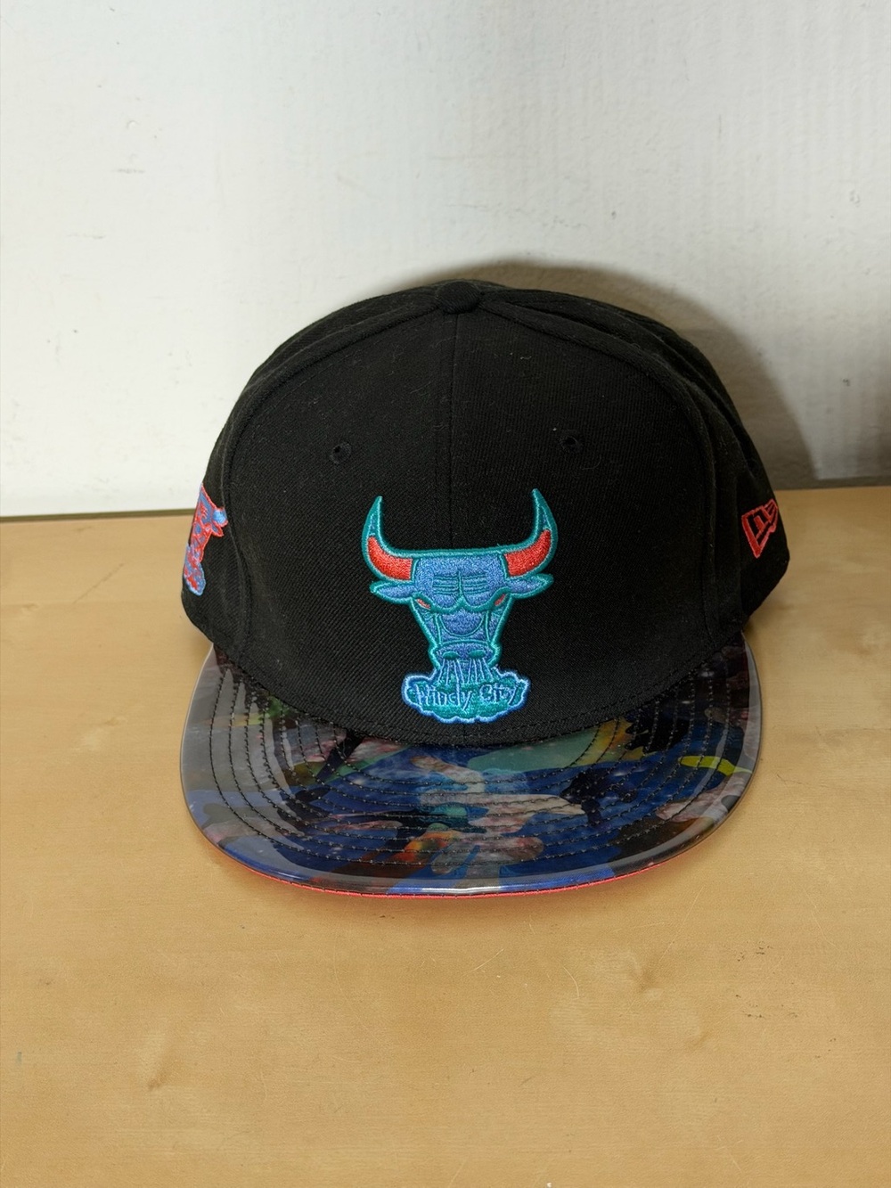 Chicago Bulls New Era 9FIFTY Camo Glazer Snapback Hat Windy City M/L NBA